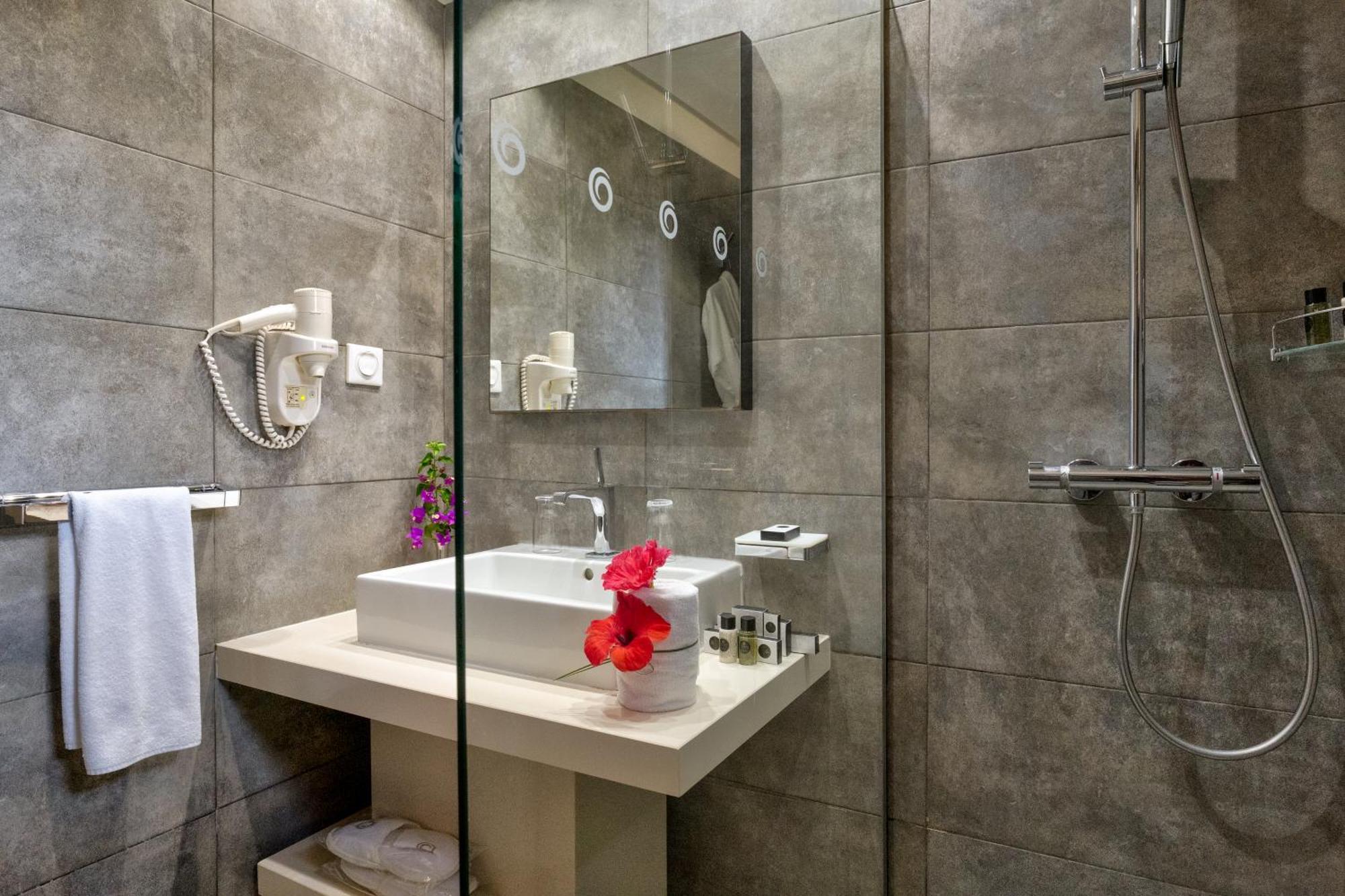 La Cigale Tabarka Hotel Luaran gambar Bathroom