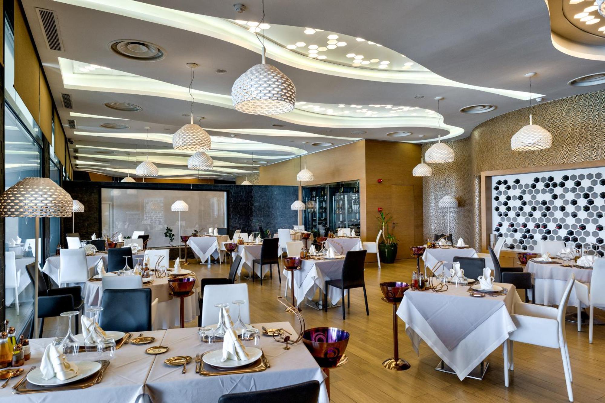 La Cigale Tabarka Hotel Luaran gambar The interior of the restaurant