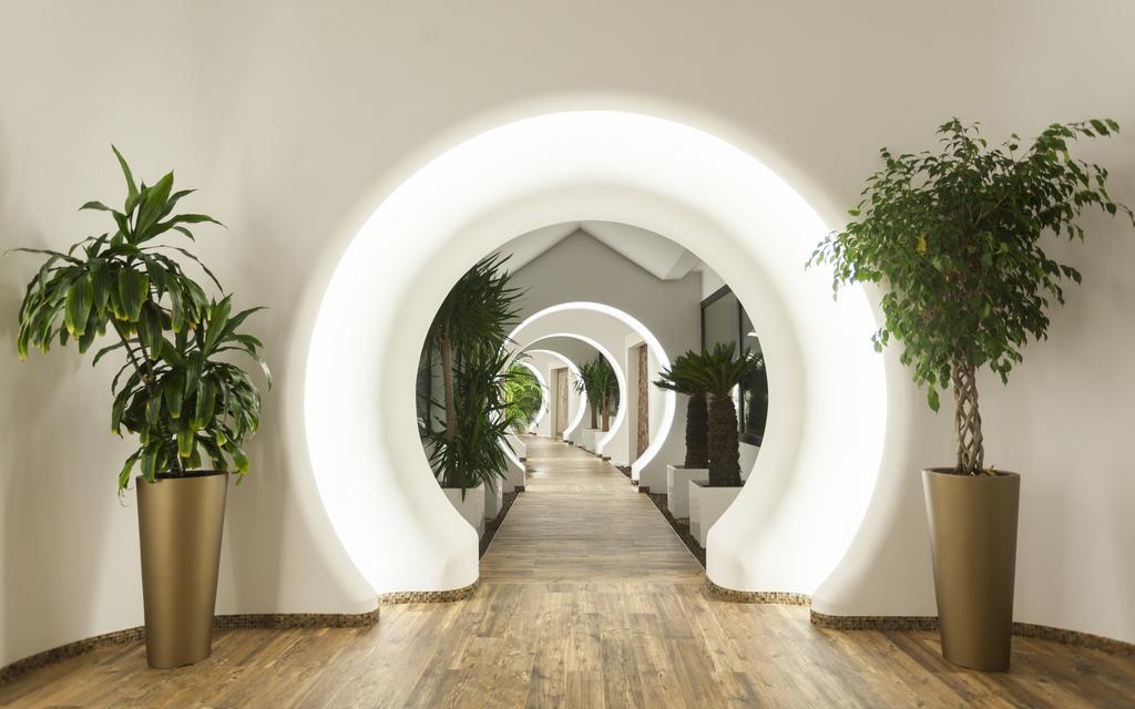 La Cigale Tabarka Hotel Luaran gambar Interior of the hotel