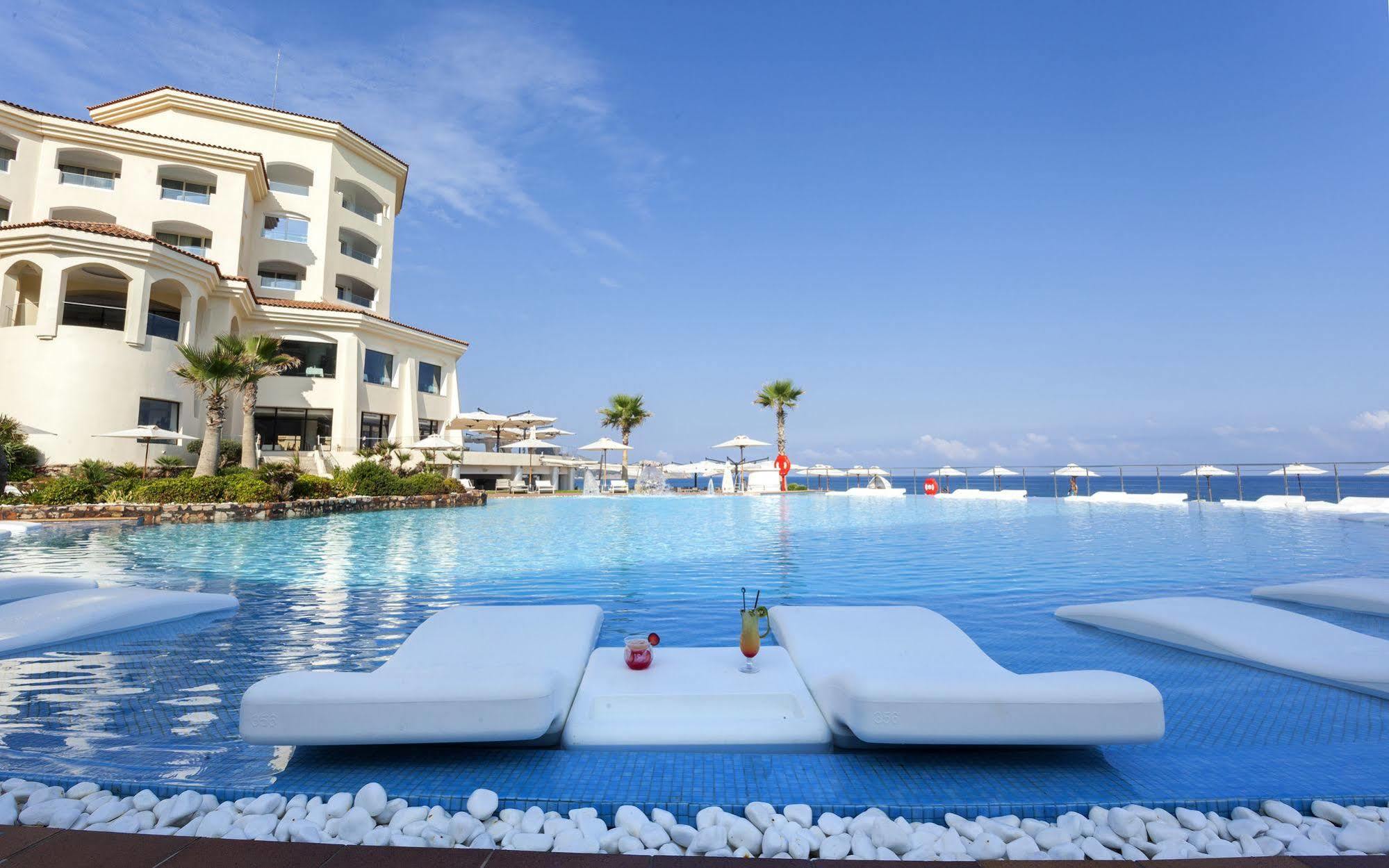 La Cigale Tabarka Hotel Luaran gambar Infinity pool at the hotel
