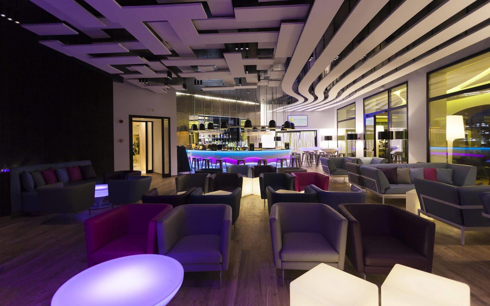 La Cigale Tabarka Hotel Luaran gambar The lounge at the airport